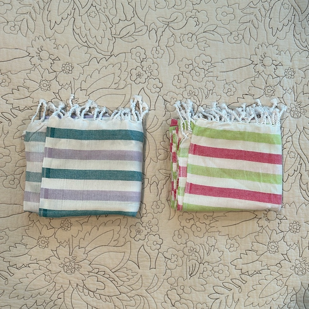 Two Pool Towels - Picture 2 of 4